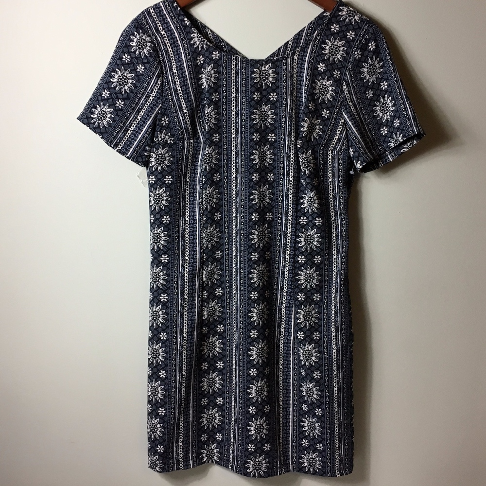 Hollister Women's Medium V- Neck Dress